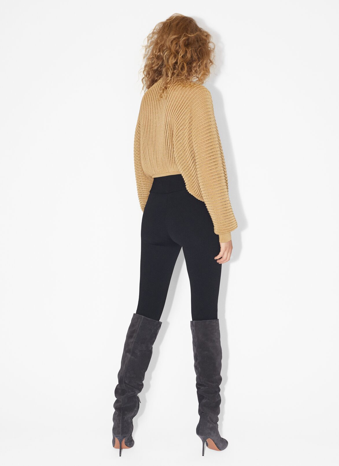 Pull en lurex côtelé  ALAÏA PULL EN LUREX CÔTELÉ  OR